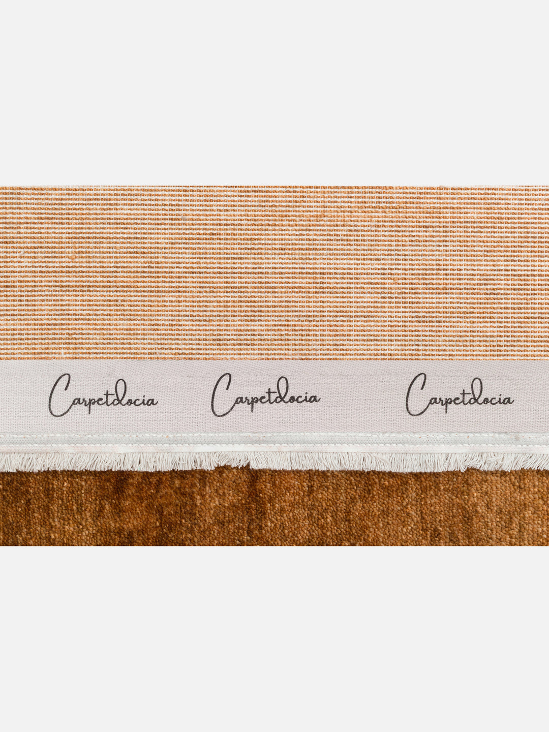 Victoria %100 TENCEL™ Lyocell El Emeği ile Üretilen Halı WARM TERRA Carpetdocia kenar şeridi detayı