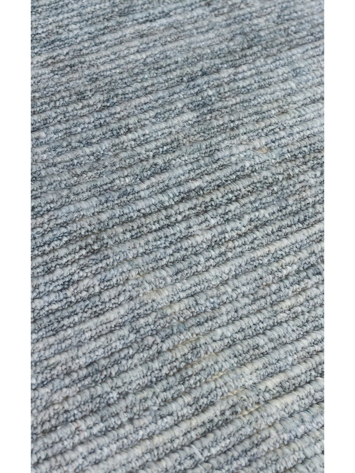 Brasilia Tensel El Emeğiyle Üretilen Modern Sade Şık Özel Kara Tezgah Halısı PLAIN SKY BLUE - Carpetdocia