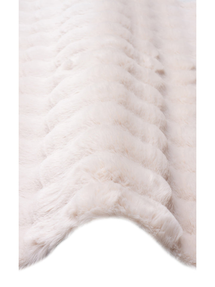 Eskimo Serisi Özel Yüksek Alçak Dokulu Yumuşak Tuşeli Suni Kürk PLAIN BEIGE - Carpetdocia