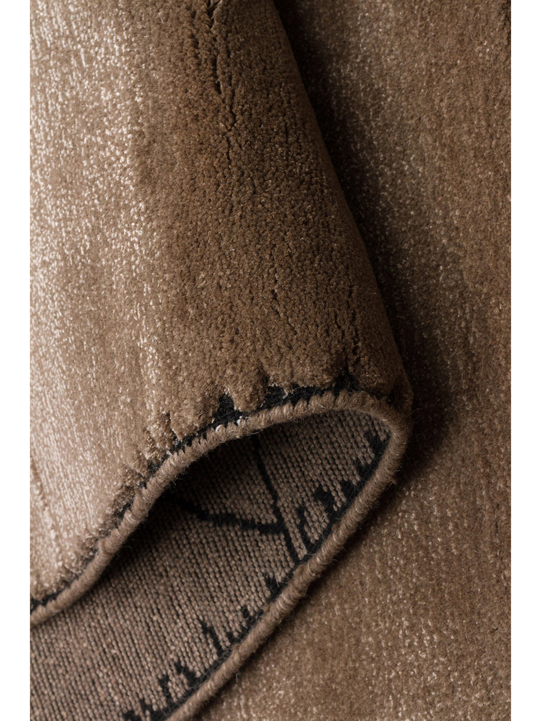 Dakar Series Wool Rayon and Polyester Blend Handwoven Rug TAUPE