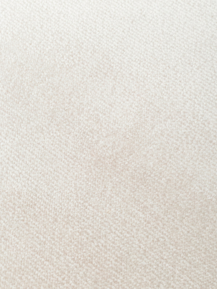 Victoria %100 TENCEL™ Lyocell El Emeği ile Üretilen Halı IVORY CREAM doku detayı